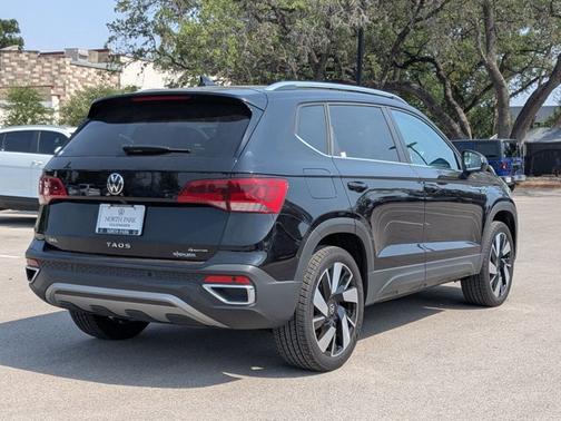 2024 Volkswagen Taos 1.5T SEL