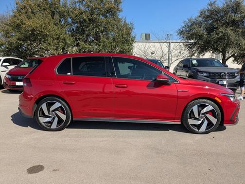 2023 Volkswagen Golf GTI 2.0T S