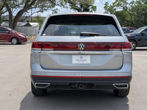 2024 Volkswagen Atlas 2.0T SE w/ Technology