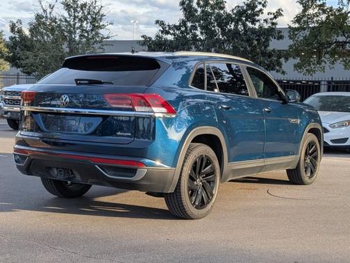 2022 Volkswagen Atlas Cross Sport 3.6 V6 SE w/ Technology