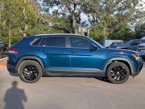 2022 Volkswagen Atlas Cross Sport 3.6 V6 SE w/ Technology