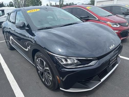 2024 Kia EV6 Light