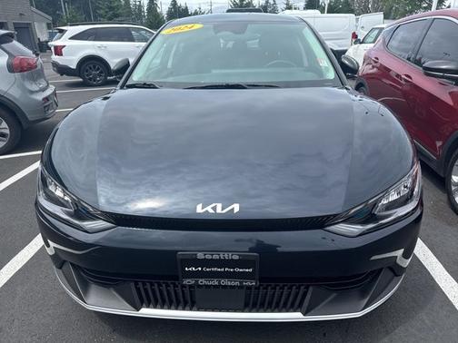 2024 Kia EV6 Light