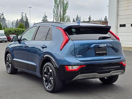 Mineral Blue 2023 Kia Niro EV Wind