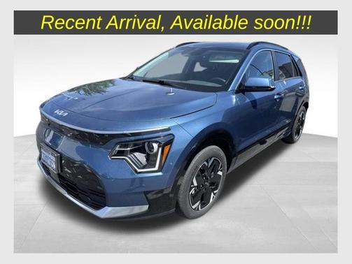 Mineral Blue 2023 Kia Niro EV Wind