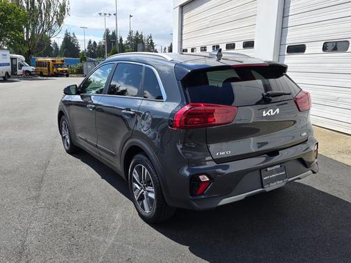 2022 Kia Niro Plug-In Hybrid EX