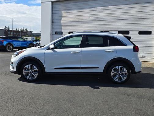 2022 Kia Niro EV S
