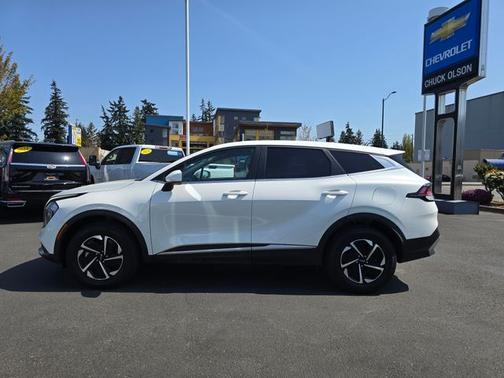 2023 Kia Sportage Hybrid LX