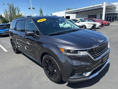 2024 Kia Carnival SX