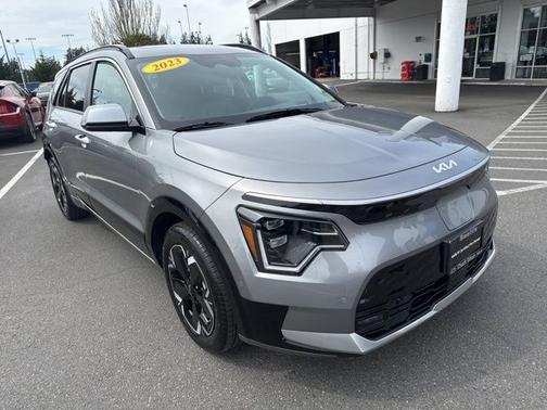 Steel Gray 2023 Kia Niro EV Wave