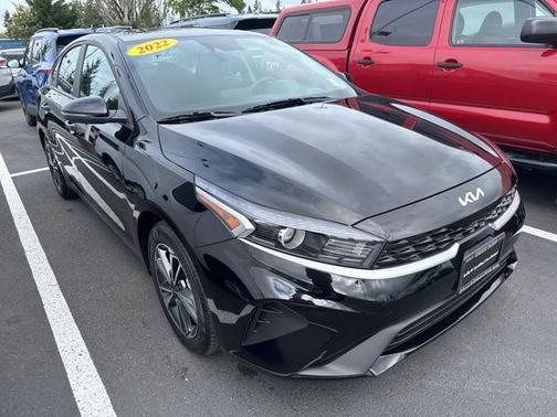 2022 Kia Forte LXS