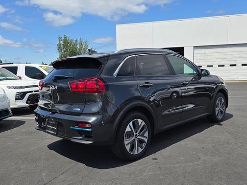 2022 Kia Niro EV EX