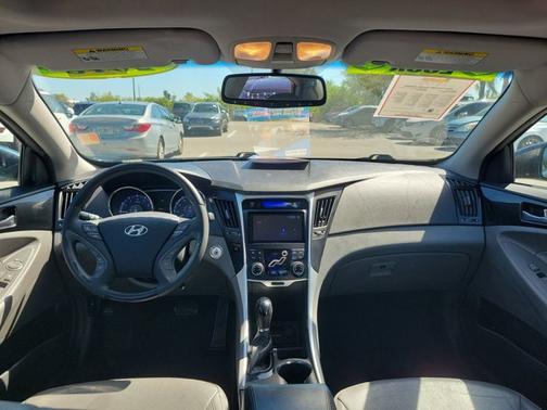 2013 Hyundai SONATA Limited