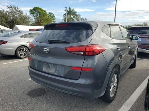 2019 Hyundai TUCSON SE