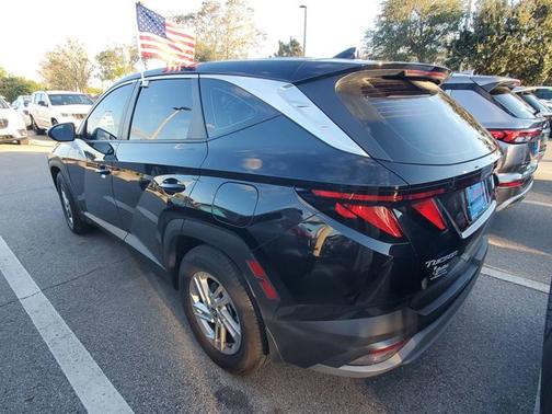 2025 Hyundai TUCSON SE