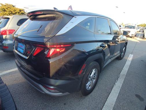 2025 Hyundai TUCSON SE