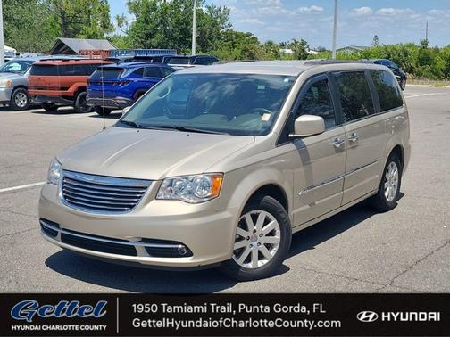 2015 Chrysler Town & Country Touring