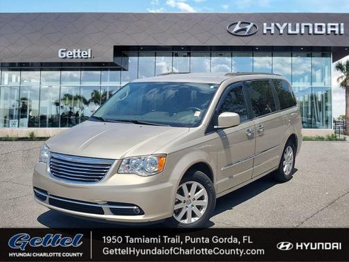 2015 Chrysler Town & Country Touring