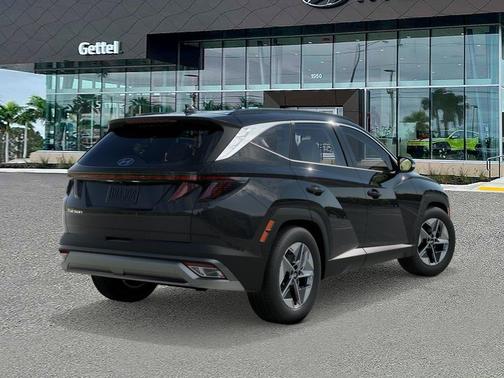 Phantom Black 2026 Hyundai TUCSON SEL Premium