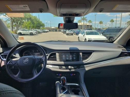2018 Buick Enclave Essence