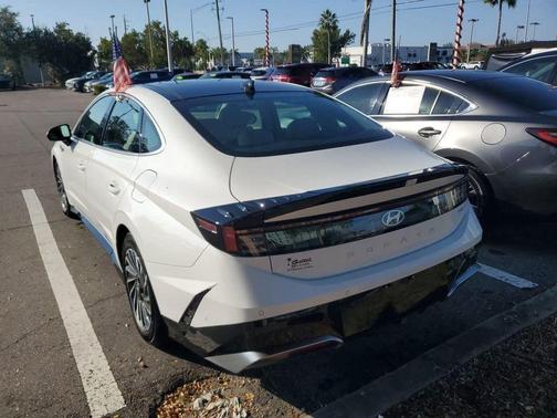 2025 Hyundai SONATA Hybrid Limited