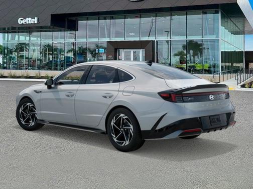 2026 Hyundai SONATA SEL