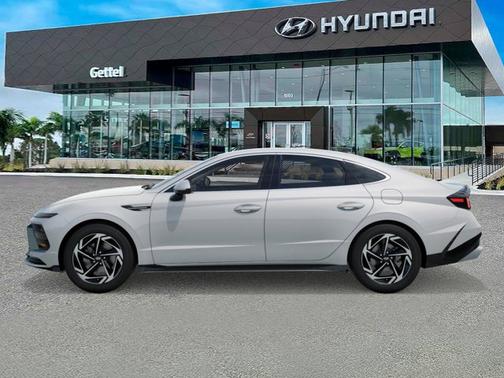 2026 Hyundai SONATA SEL