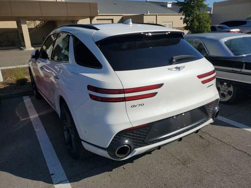 2022 Genesis GV70 3.5T AWD Sport