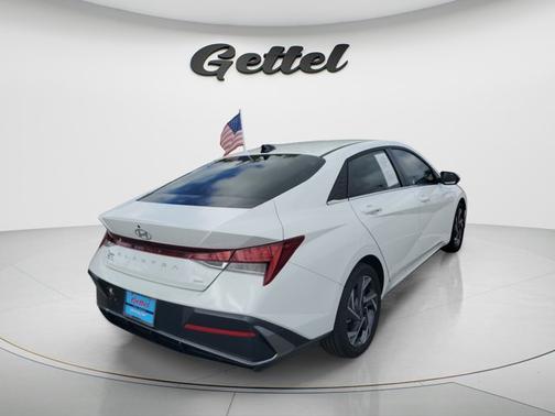 2025 Hyundai ELANTRA HEV Limited