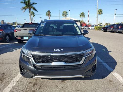 2023 Kia Seltos EX