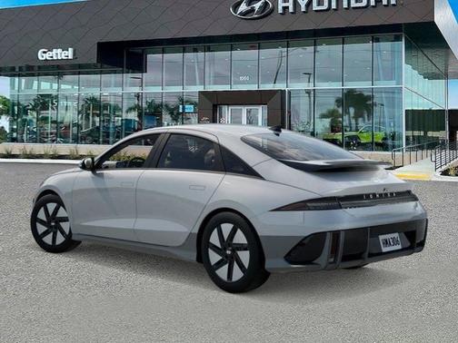 2025 Hyundai IONIQ 6 SE