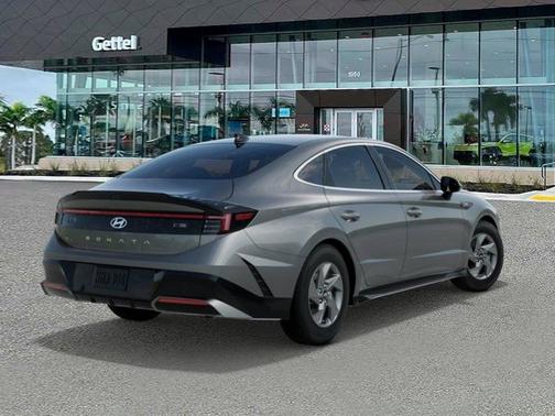 2025 Hyundai SONATA SE