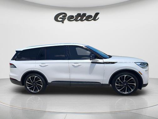 Pristine White Metallic Tri-Coat 2020 Lincoln Aviator Reserve AWD