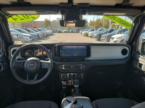 2024 Jeep Gladiator Willys