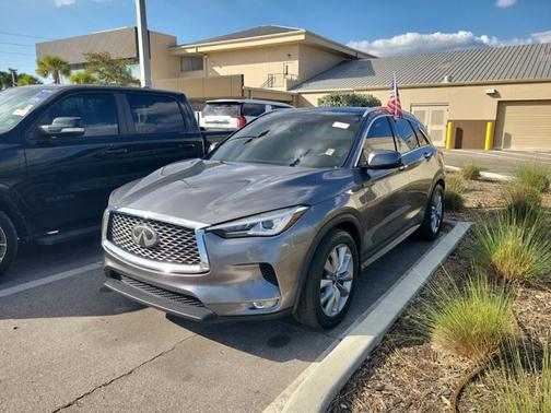 2021 INFINITI QX50 LUXE