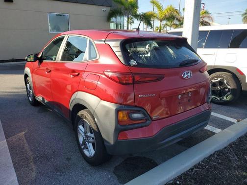 2021 Hyundai KONA SE