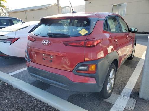 2021 Hyundai KONA SE
