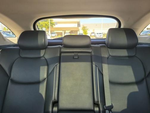 2022 Genesis GV70 2.5T AWD