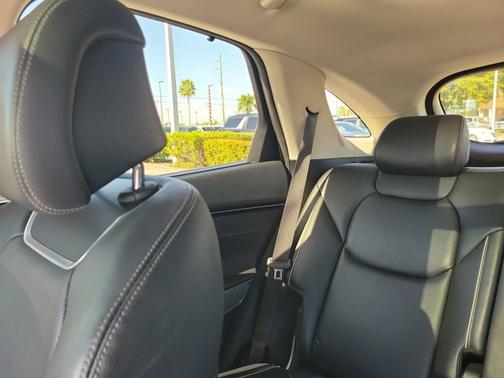 2022 Genesis GV70 2.5T AWD