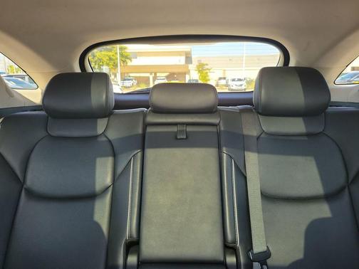 2022 Genesis GV70 2.5T AWD