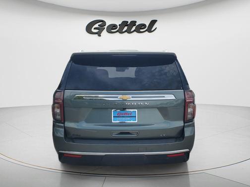 Silver Sage Metallic 2024 Chevrolet Suburban LT