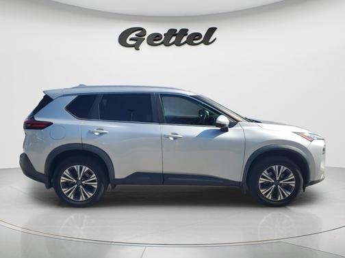 Brilliant Silver Metallic 2022 Nissan Rogue SV