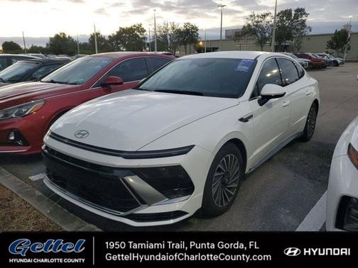 2024 Hyundai SONATA Hybrid SE