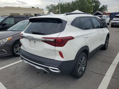 2023 Kia Seltos S