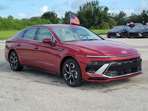2024 Hyundai SONATA SEL