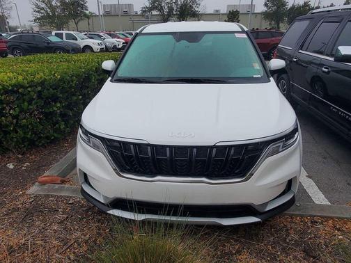 2024 Kia Carnival LX