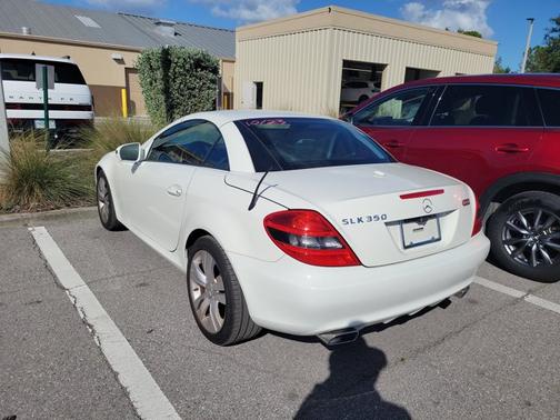 Arctic White 2009 Mercedes-Benz SLK-Class SLK350 Roadster