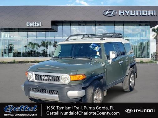 2014 Toyota FJ Cruiser Base