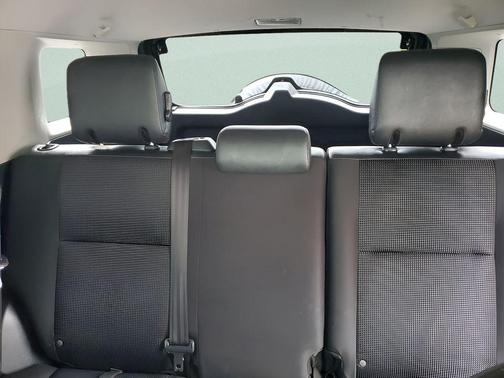 2014 Toyota FJ Cruiser Base