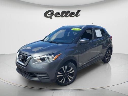 Gun Metallic 2020 Nissan Kicks SV